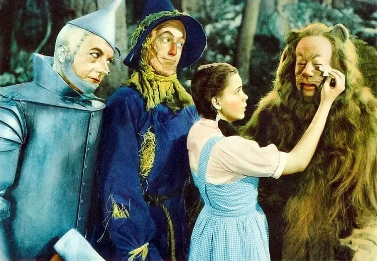 Kulisy Czarnoksiężnika z Oz – tragedie na planie filmowym